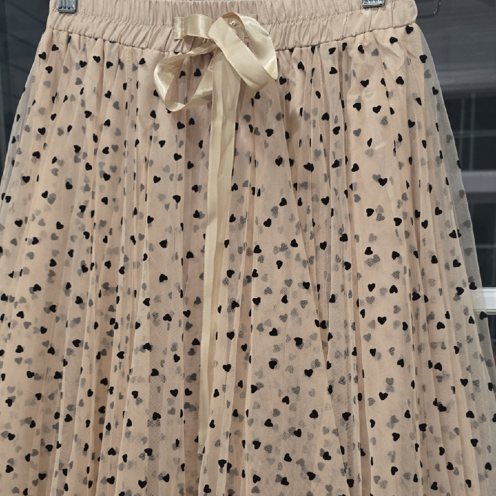 Adlib Beige Skirt with Black Heart Pattern - Picture 3 of 6